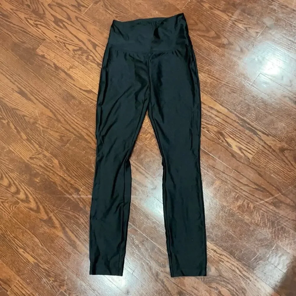 V High Waist Leggings Black Shine NWOT